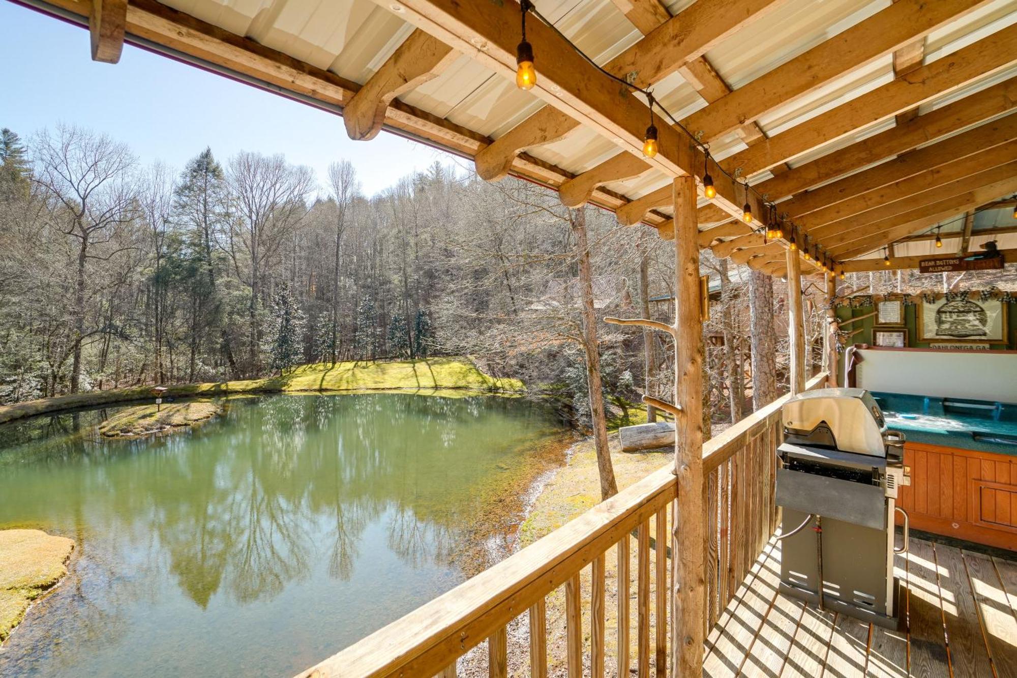 Secluded Family Retreat In Dahlonega With Hot Tub!ヴィラ エクステリア 写真